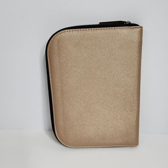 H by Halston - Picture 2 of 7